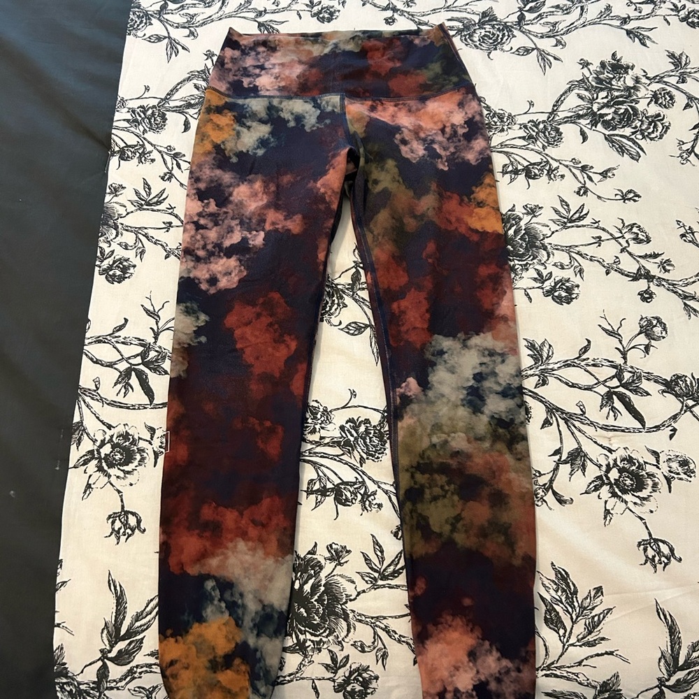 Fleo El Toro leggings size medium